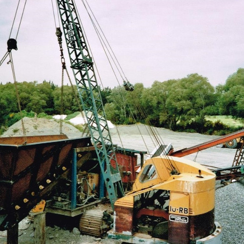 Using the dragline as a crane